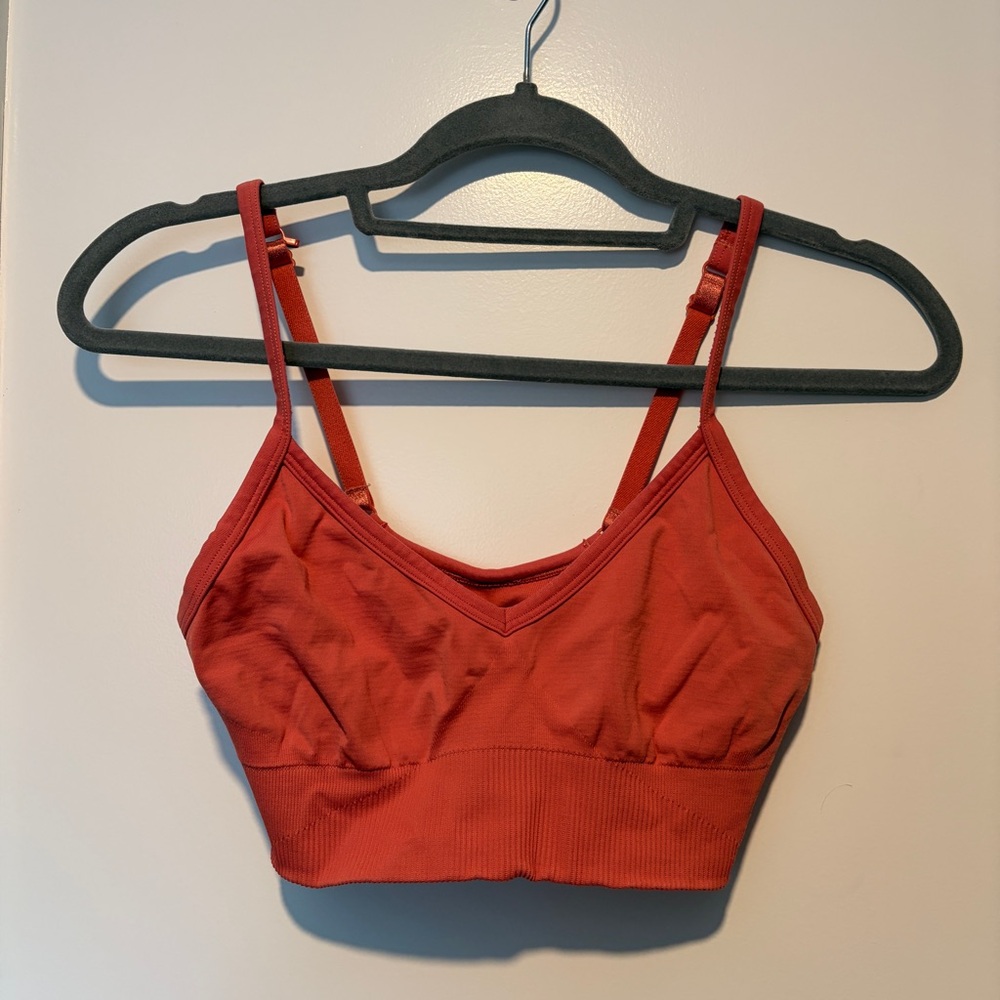 Lululemon Ebb to Street Bra Ribbed Stretch Adjustable Orange Women’s Size 2 A/B